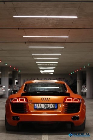 audi-r8-big-0