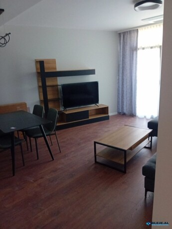 jepet-me-qera-11-tek-lake-view-residence-tirane-big-0