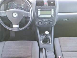 volkswagen-golf-5