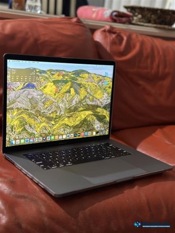 macbook-i7-32-gb-ram-ssd-256-154-inch-big-2