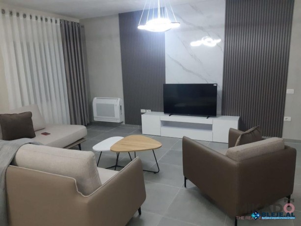 jepet-me-qira-apartament-21-me-1-post-parkimi-ne-residencen-big-4