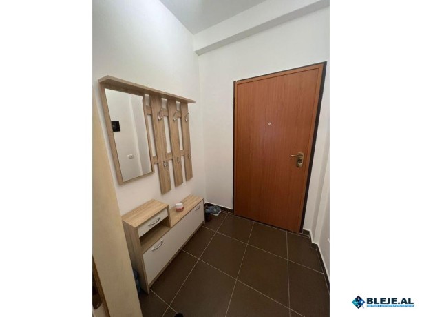 jepet-me-qira-apartament-212-me-post-parkimi-tek-rruga-pet-big-5