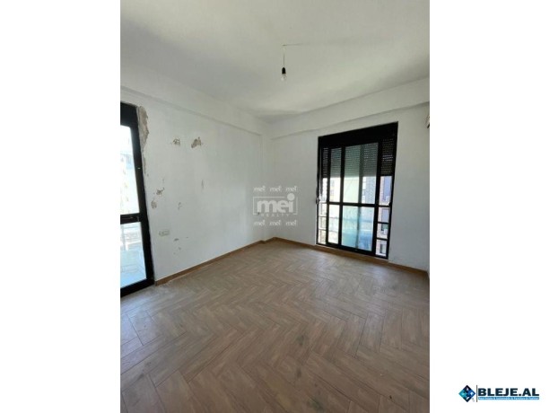 shitet-apartament-212-ne-golem-big-4