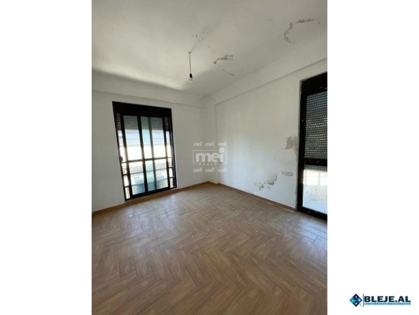 shitet-apartament-212-ne-golem-big-3