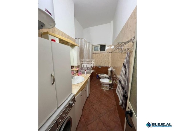 shitet-apartamet-21-prane-shkolles-gjergj-kastrioti-big-2