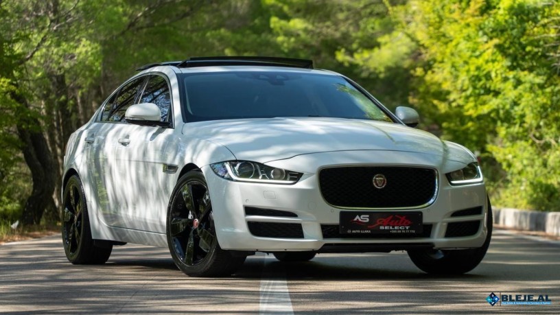 jaguar-xe-big-4