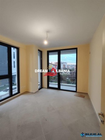 apartament-11-me-qera-ne-ali-dem-prane-raiffeisen-bank-big-0