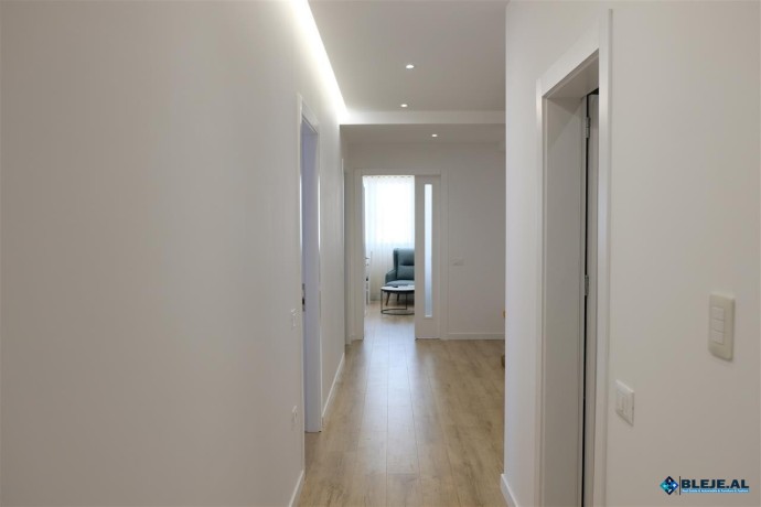 jepet-me-qira-apartament-21-te-rruga-e-dibres-big-0