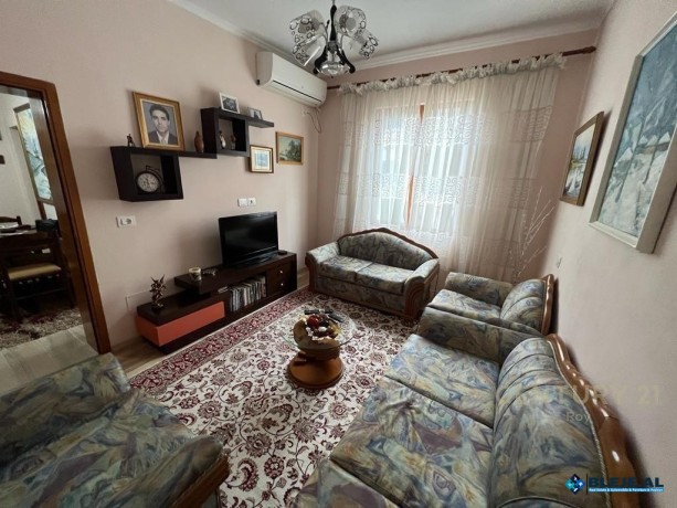 shitet-apartament-11-ne-shkozet-durres-big-0