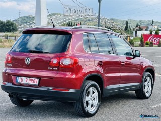 VW TIGUAN-