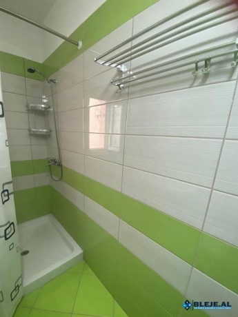 jepet-me-qera-apartament-11-te-pineta-durres-big-0