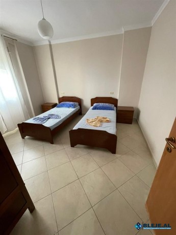 jepet-me-qera-apartament-21-vollga-big-3