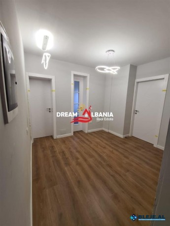 apartament-11-ne-shitje-tek-rruga-e-durresit-prane-mozaikut-big-1