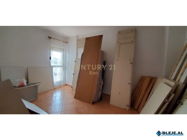 shitet-apartament-prane-shkolles-eftali-koci-big-1