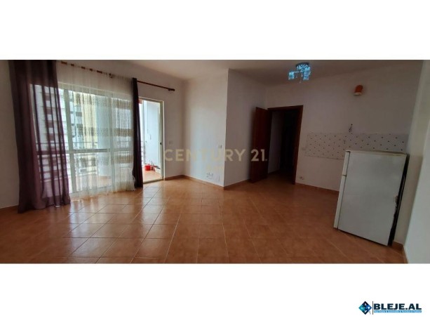 shitet-apartament-prane-shkolles-eftali-koci-big-2