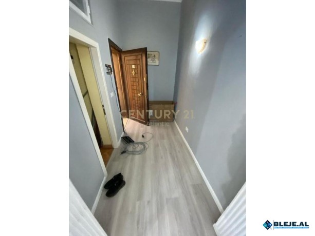 shitet-apartament-21depone-rruge-kryesore-tek-spitali-big-9