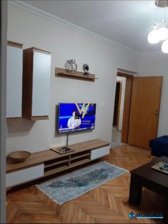 shitet-apartament-21ish-stacioni-i-trenit-81m2-big-2