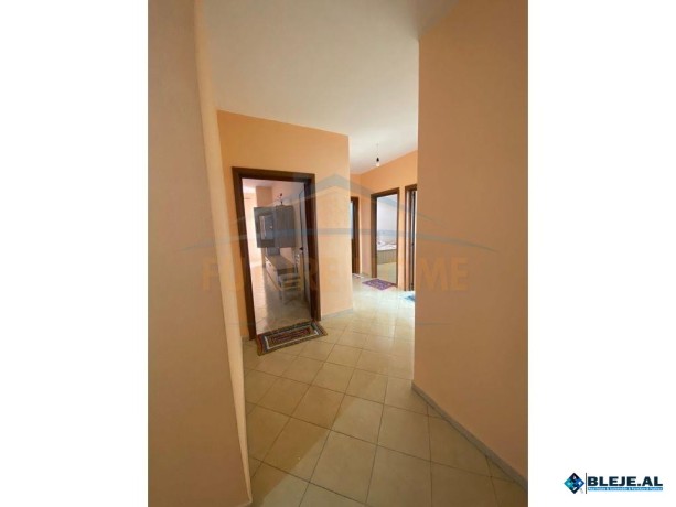 shitet-apartament-212-ish-urt-durres-big-3