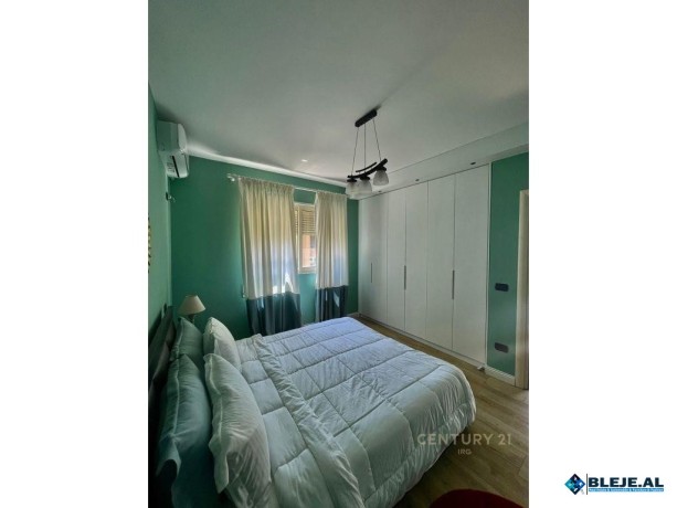 shitet-apartament-21post-parkimi-ne-golem-big-4