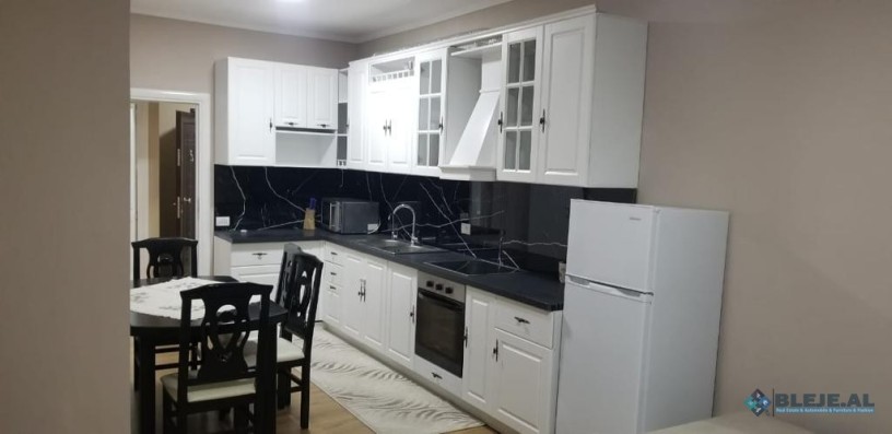 shitet-apartament-11-ne-zonen-e-yzberishtit-tirane-big-1