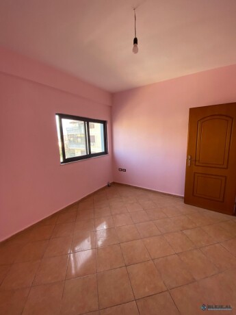 prane-shkolles-vace-zela-tirane-big-0