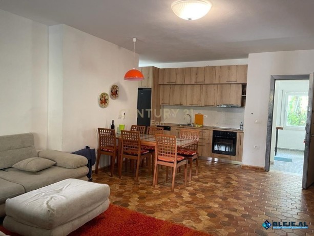 apartament-21-ne-zone-rezidenciale-qerret-big-0