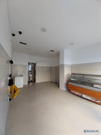 ambient-biznesi-me-qera-prane-rruges-asim-vokshi-tirane-big-0