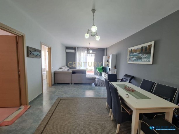 apartament-21-per-shitje-ne-lungomare-vije-e-pare-me-pamje-big-3