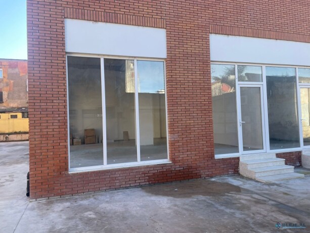 prane-shkolles-eqrem-cabej-tirane-big-1