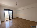 shitet-apartament-322-ballkone-prane-shkolles-qemal-mic-small-3