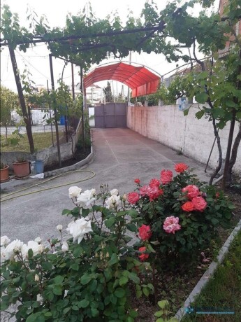 ne-kombinat-shtepi-private-garazh-tirane-big-0