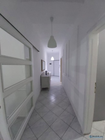 shitet-21-apartament-tek-liqeni-i-thate-tirane-big-3