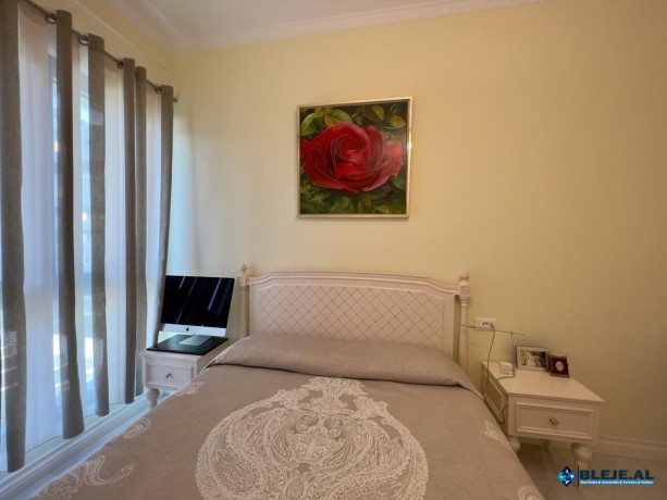 per-qira-apartament-luksoz-212-post-parkimi-tek-square-21-big-1