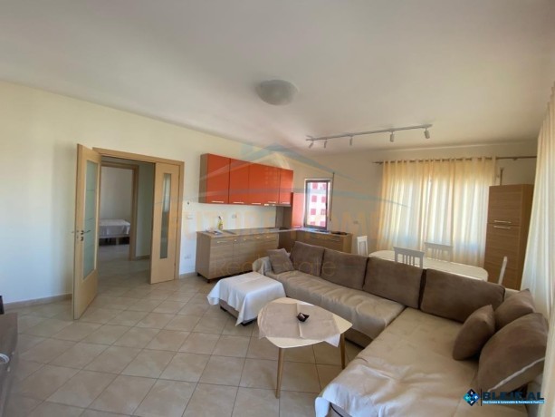 qera-apartament-212-prane-tatimeve-durres-big-3