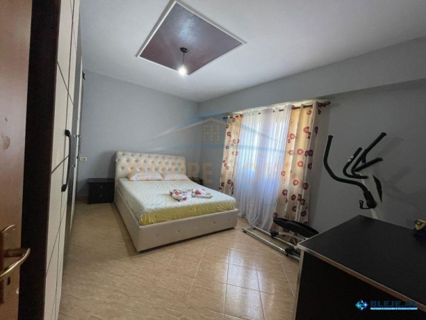 qera-apartament-21-rrota-e-kuqe-plazh-big-0