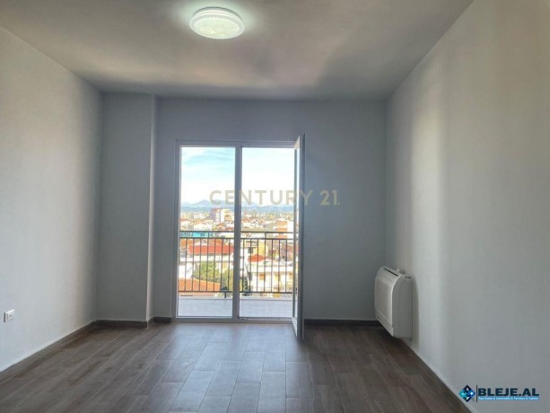 jepet-me-qira-apartament-21-prane-zjarrfikeses-durres-big-4