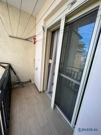 prane-ish-fusha-aviacionit-tirane-big-11