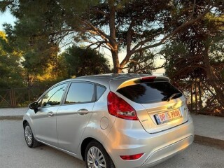 shitet-ford-fiesta-16-nafte