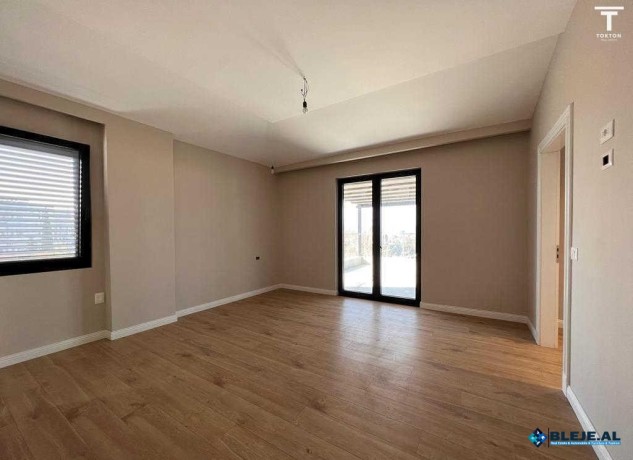 shitet-apartament-31-fresku-tirane-tt-140-big-0