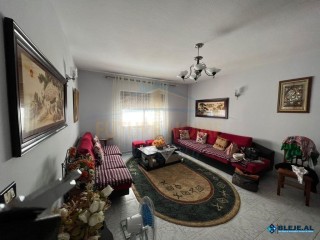 Qera, Apartament 2+1, Bllok, Tiranë.