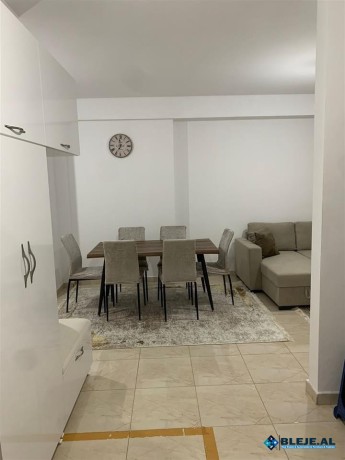 jepet-me-qera-apartament-21-big-5