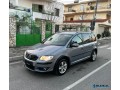 vw-cross-touran-20-tdi-small-0