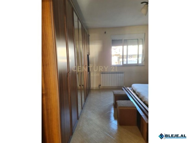 jepet-me-qira-apartament-212-ne-durres-pamje-deti-big-1