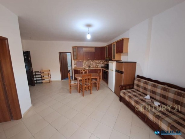 shitet-apartament-11-te-shkembi-kavajes-big-1