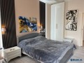 jepet-me-qira-apartament-212-me-pamje-nga-deti-ne-qender-small-1