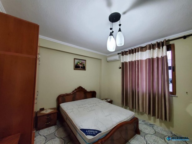 super-apartament-me-qira-prane-square-21-tirane-big-1