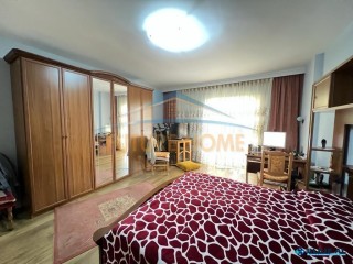 Shitet, Apartament 3+1+2, Komuna E Parisit, Tiranë