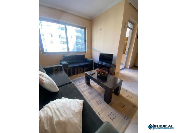 qera-apartament-11-unaza-e-re-big-0