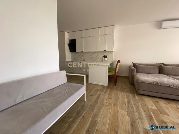 ejepet-me-qera-super-apartament-11tek-blloku-ne-plepa-big-1