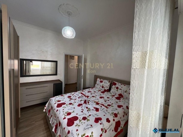 jepet-me-qera-apartament-11-ne-plazh-vije-e-pare-me-detin-big-3